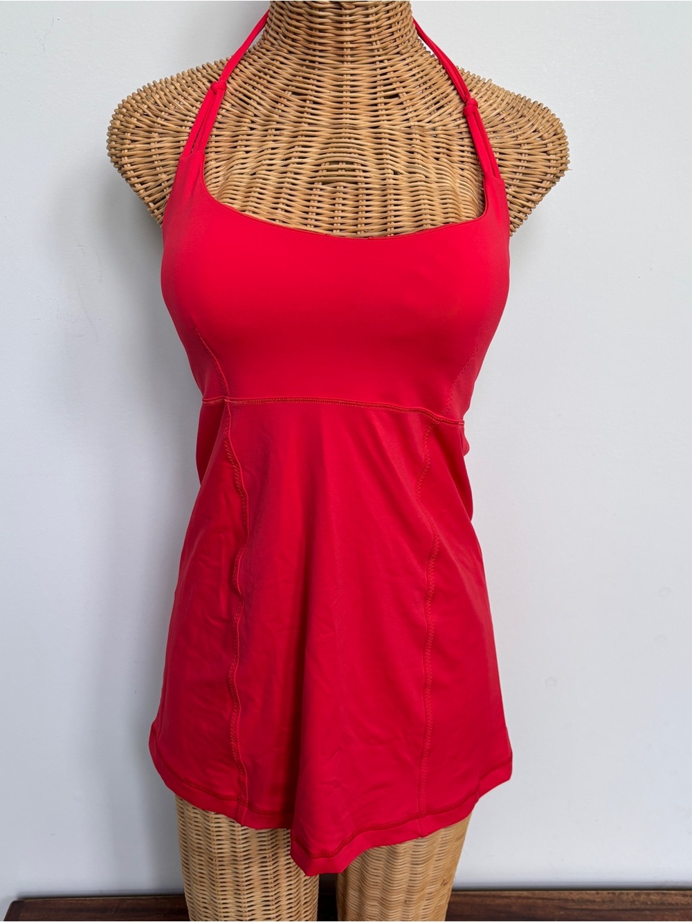 Lululemon Wandering Yogi Halter Tank Top Women’s Size 8 Red Athletic Top